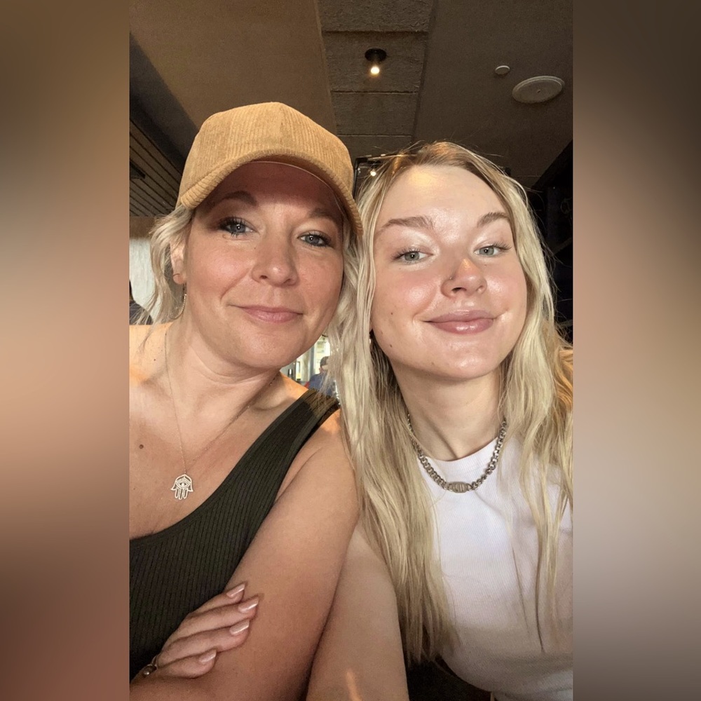 Meet your Posher, Samantha